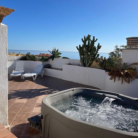 Penthouse With Private Roof Terrace And Jacuzzi Apartment Fuengirola Ngoại thất bức ảnh